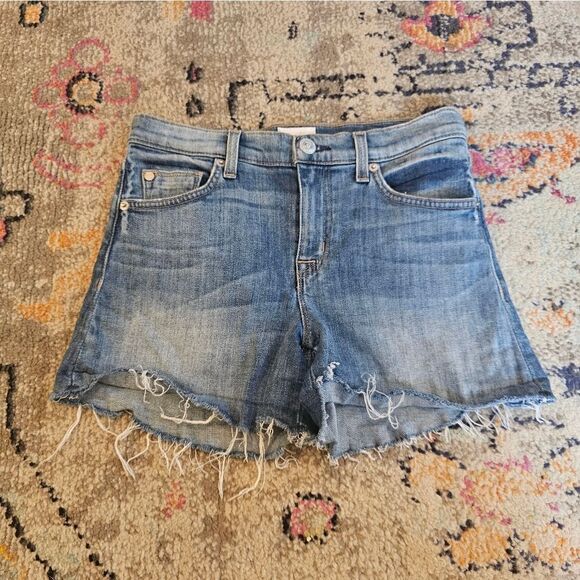 Hudson jean shorts sz 24 with 4" inseam - Picture 2 of 3